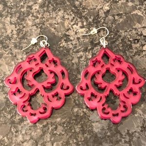Magenta acrylic earrings